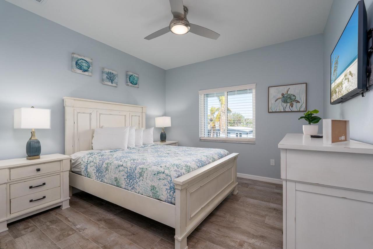 פורט מיירס ביץ' 233 Delmar Avenue - Beautiful Private Pool Home Home מראה חיצוני תמונה